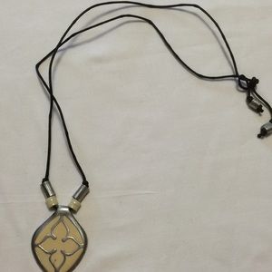 Vintage string necklace